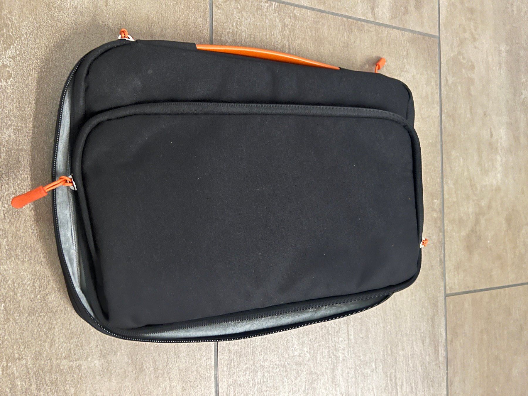 Apple Notebook: Apple MacBook Air – 2024 – Nuovo (secondo la descrizione) da Merenschwand venduto da Andyw8 4