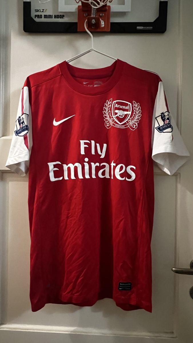 Leibchen & Hosen: Nike Arsenal 2011/2012 Van Persie Shirt – Gebraucht aus Cully von DealerPrice 1