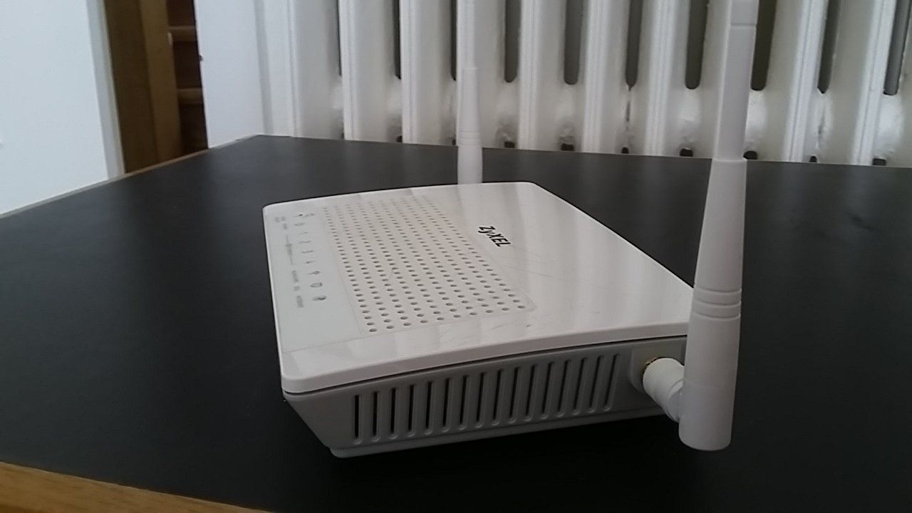 Zyxel Modem & Router: ZyXEL Modem/Router – Usato da Zollikerberg venduto da Dogon 2