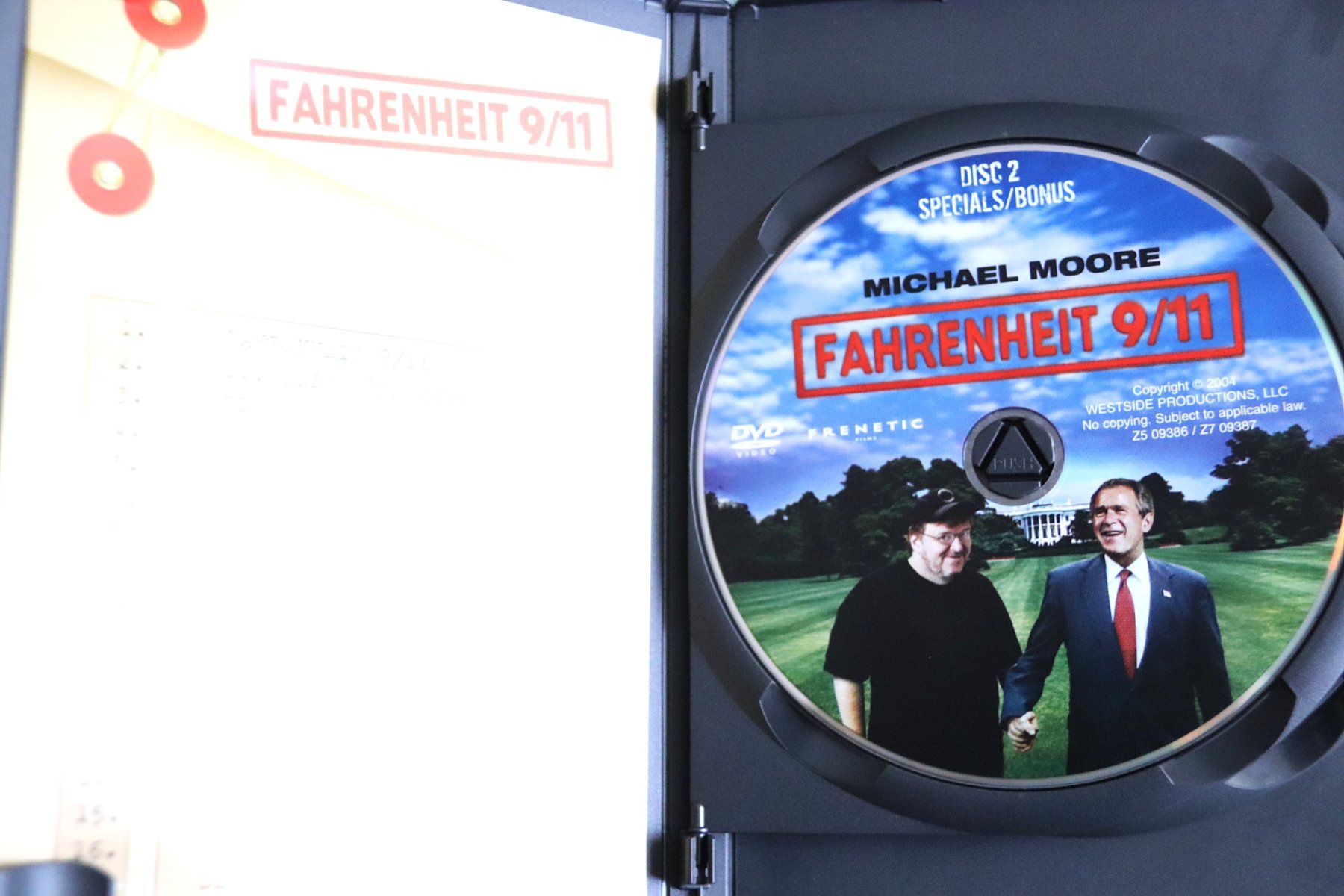 Alle DVDs: Fahreinheit 9/11 von Michael Moore – Gebraucht aus Glattfelden von Sirax 4