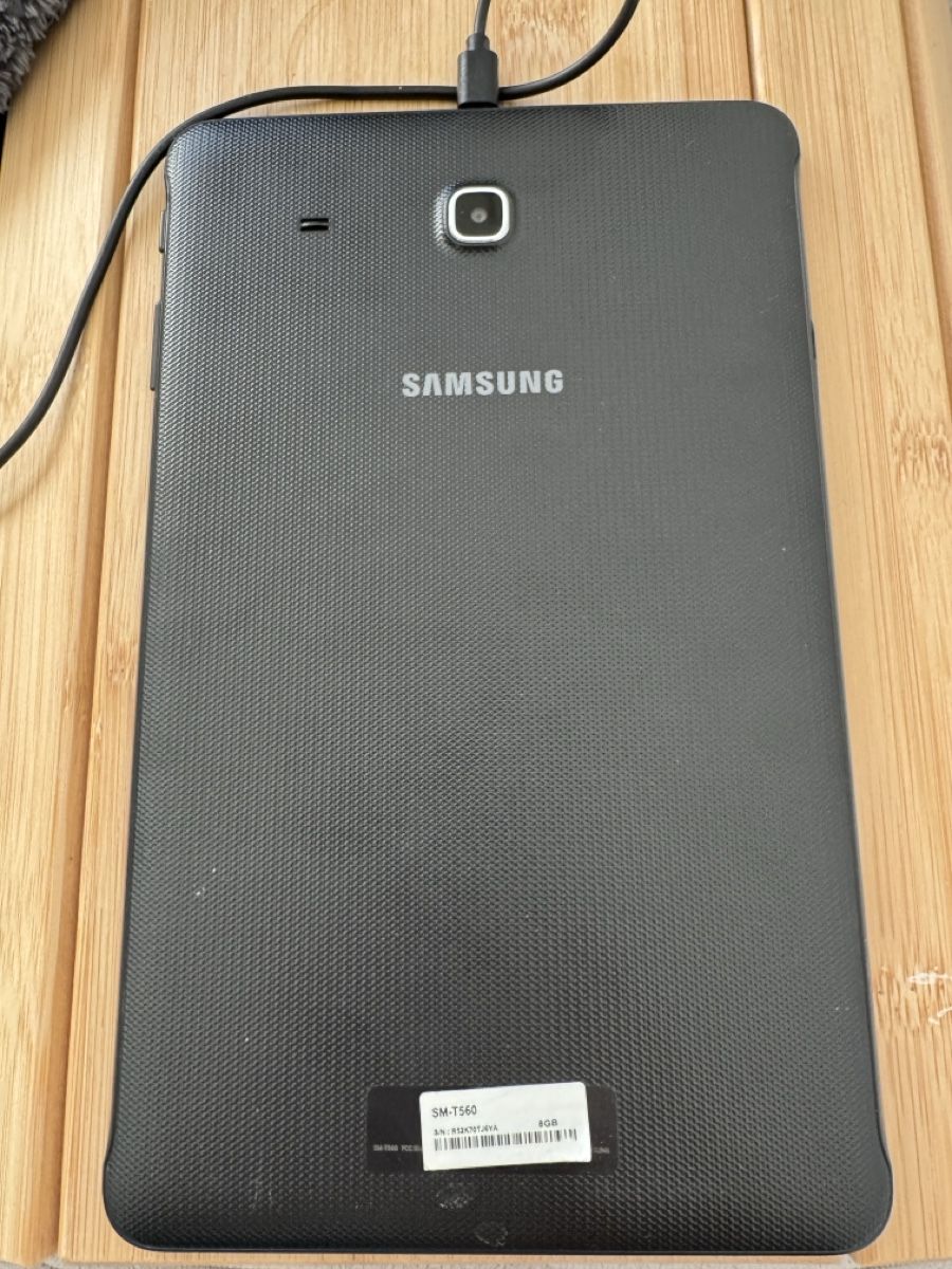 Samsung Tablet PC: Samsung Galaxy Tab E (SM-T560) – Usato da Arlesheim venduto da Eli_77