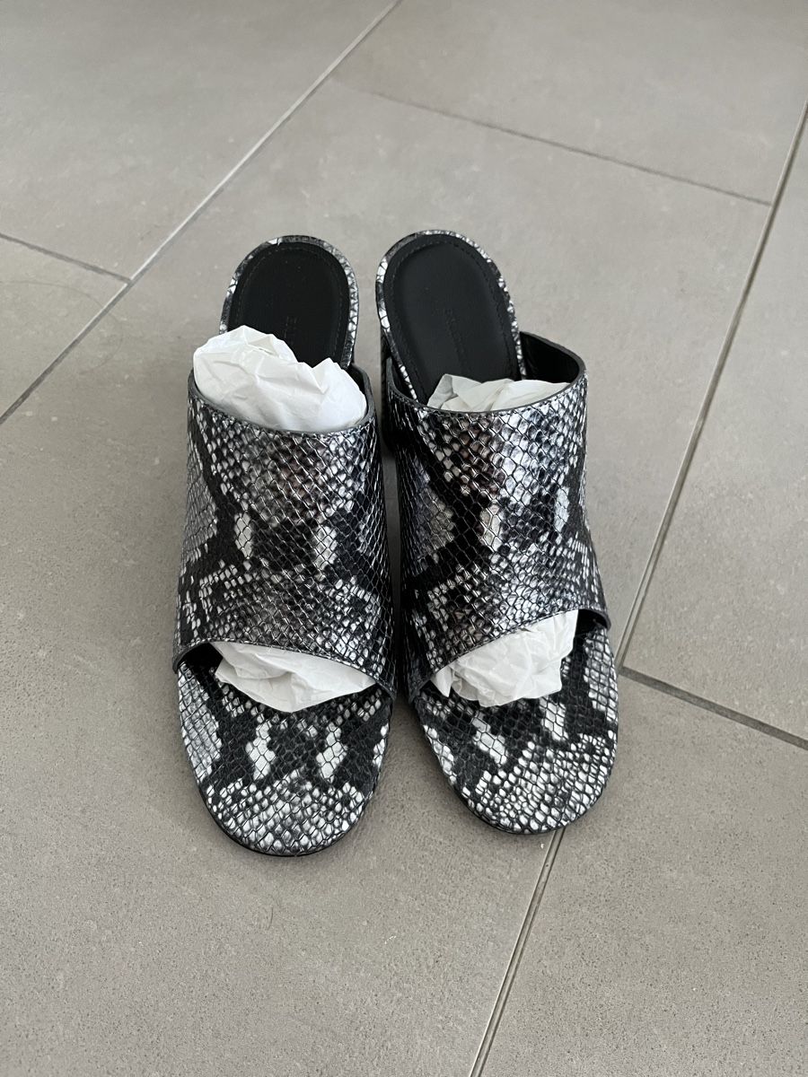 Balenciaga Herrenschuhe: Balenciaga Sandalen – Gebraucht aus Zug von bollicina13 2