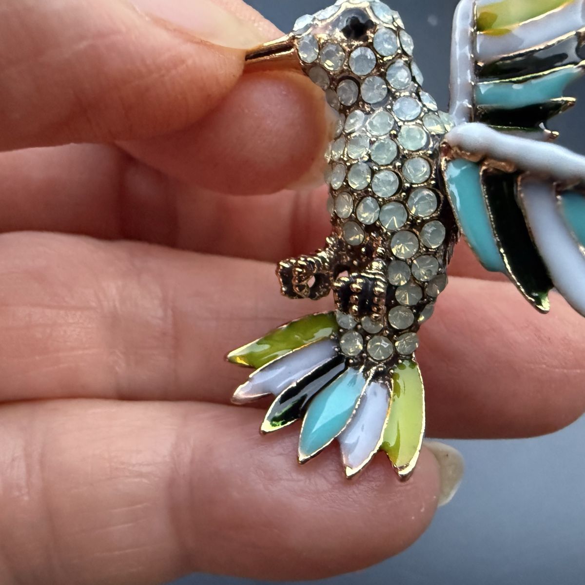 Broches & Aiguilles: Wunderschöne Brosche - Kolibri, neu – Neuf avec emballage d'origine à Ebikon par elischka 3
