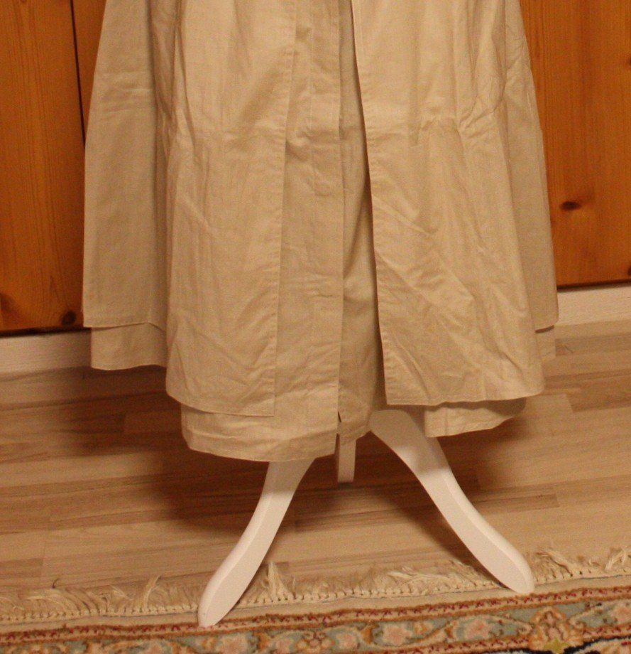 Gonne: Jupe Rock EMILLIO CARDUCCI beige Gr. 38 – Usato da Flüelen venduto da Diversicum-Vintage 1