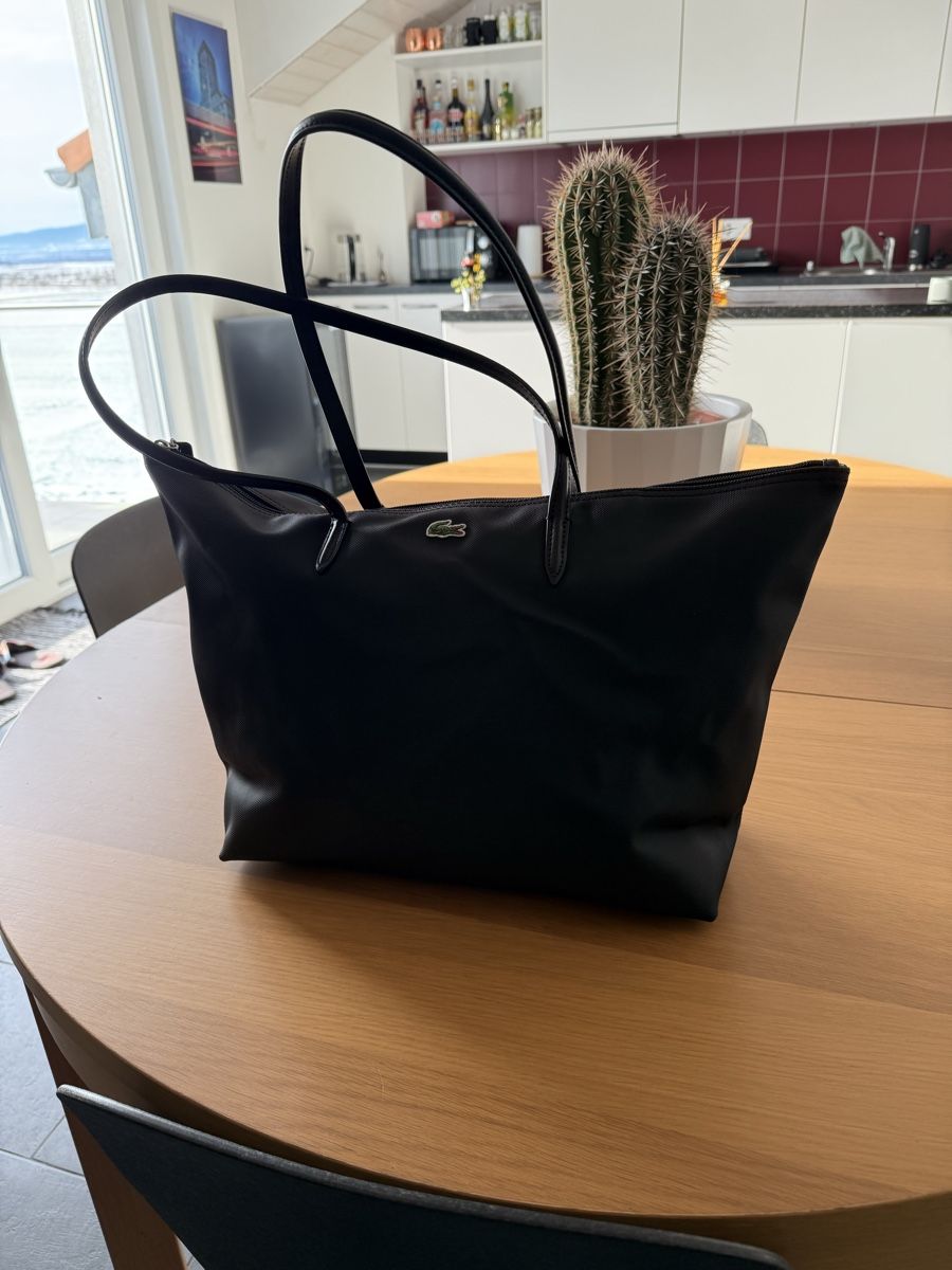 Lacoste Borse da donna: Sac Lacoste - Neuf – Nuovo e nell'imballaggio originale da Villars-le-Terroir venduto da ale_c79d
