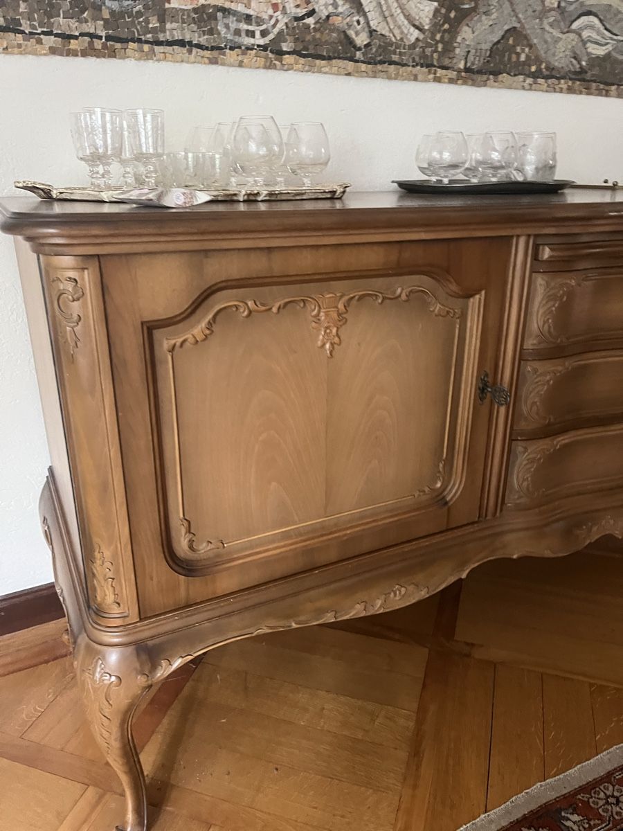Credenze: Schönes Buffett im Louis XV Stil – Usato da Solothurn venduto da Bobesch08 6