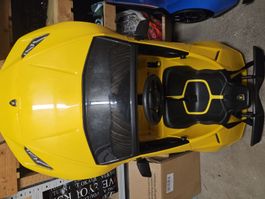 Gelber Lamborghini Kinder-Elektroauto - Fahrspass pur!