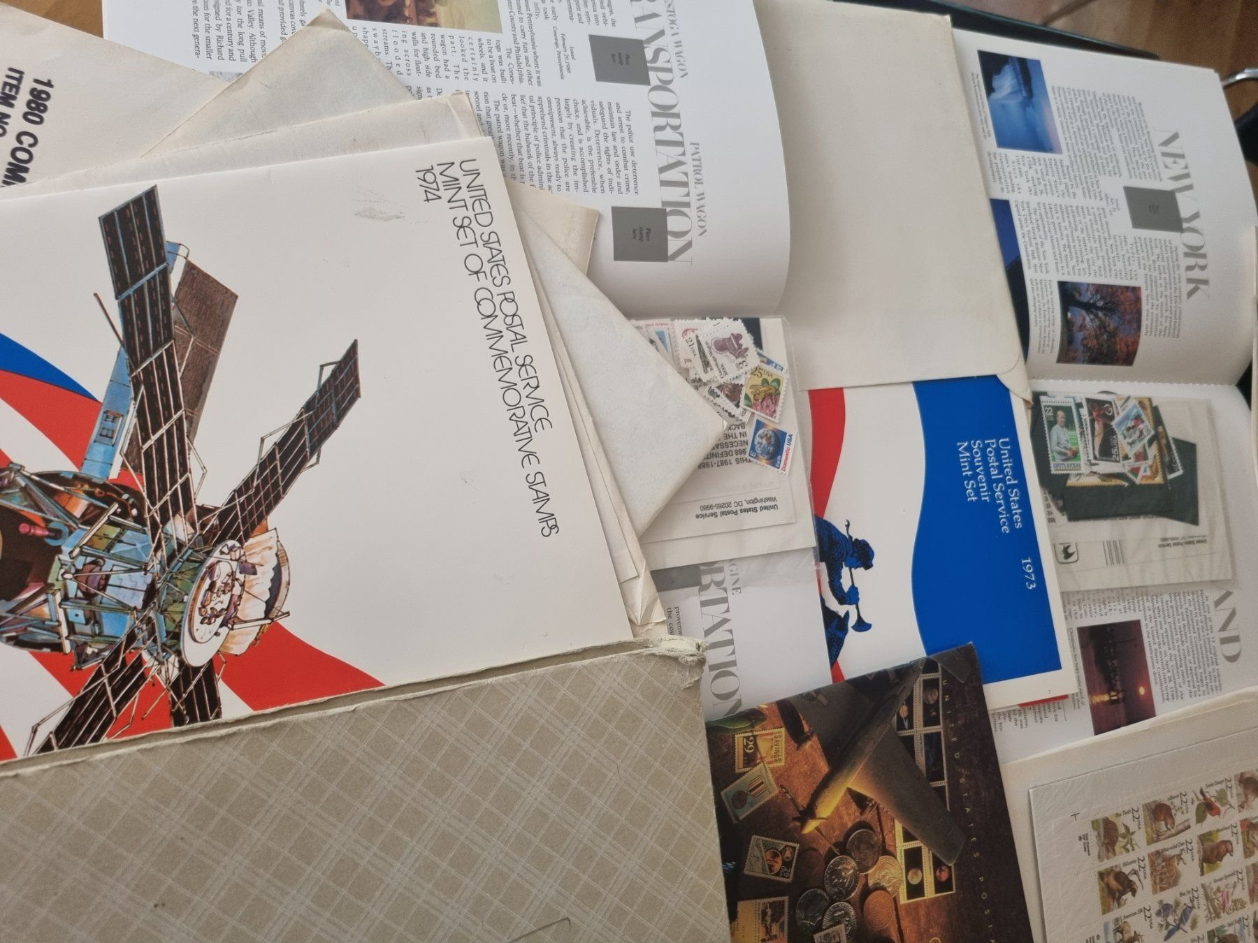 Alle Briefmarken: Kiste mit Sammlung Briefmarken USA – Gebraucht aus Gümligen von Geniusbuy 5
