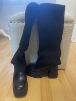 Bershka Stiefel mit hohem Absatz, Schwarz, Grösse 36