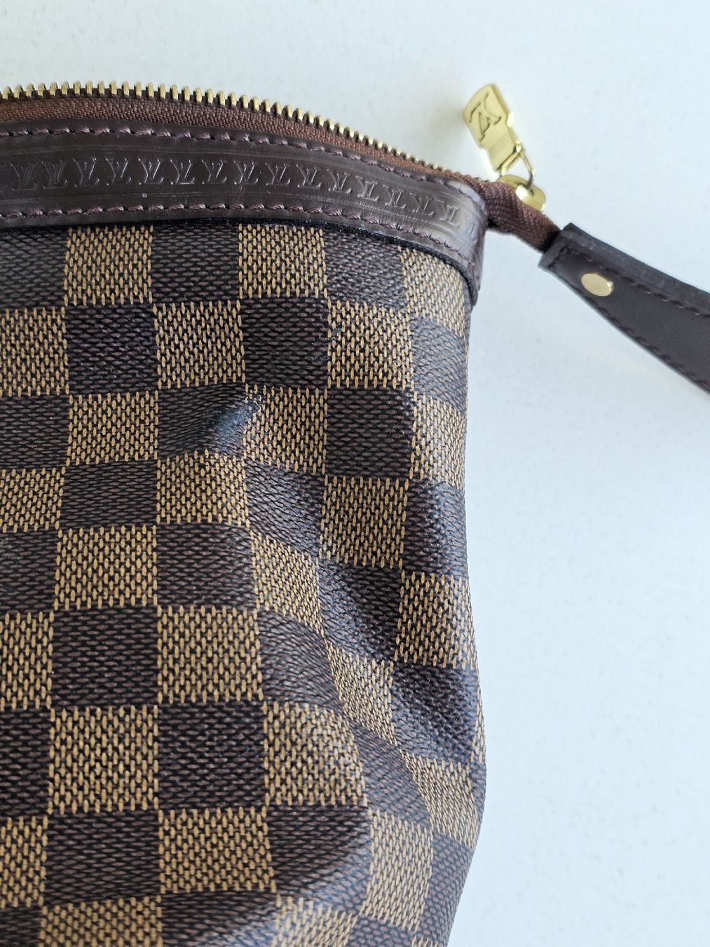 Louis Vuitton Custodie per cosmetici: Louis Vuitton Damier Ebene Trousse Vaslav – Usato da Dottikon venduto da Chicca_73 6