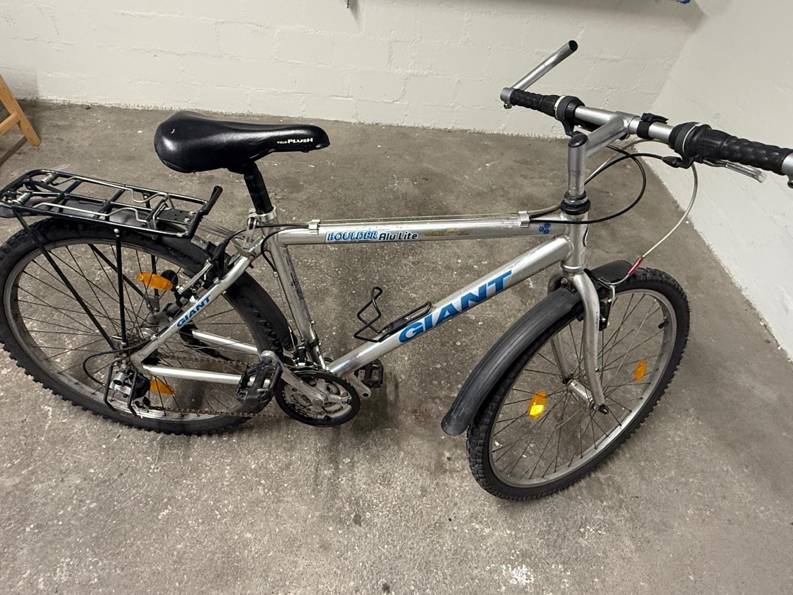 Giant Velos: Giant Boulder Alu Lite Velo – Gebraucht aus Zürich von Seyhan76