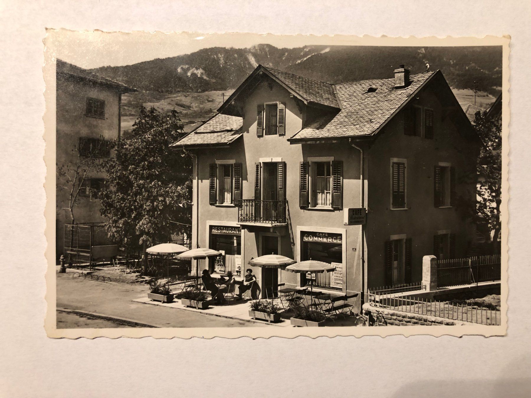 Cartoline postali: Ansichtskarte Café Restaurant du Commerce Sierre alt – Usato da Pfäffikon ZH venduto da Waltoversand