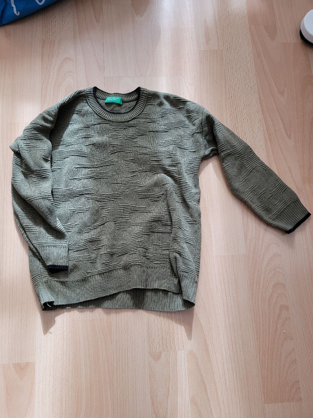 Benetton Pulls et sweat-shirts: Pullover Benetton gr. 110 – D'occasion à Inwil par Flower2325