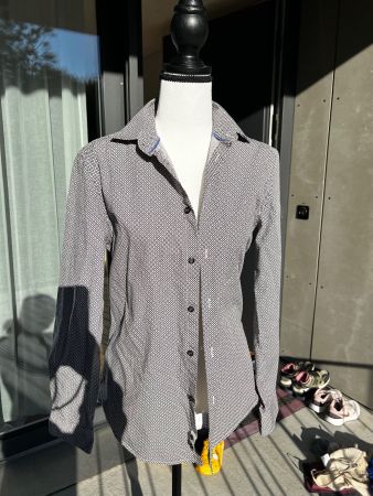 Sisley Herrenhemd Gr. S fast neu