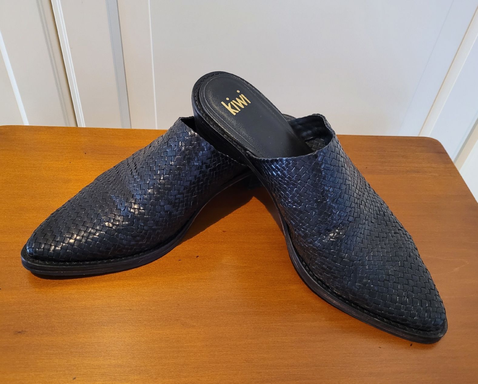 Scarpe da donna: Kiwi Damenschuhe Schwarz Gr. 40 – Usato da Kappelen venduto da Betonchic
