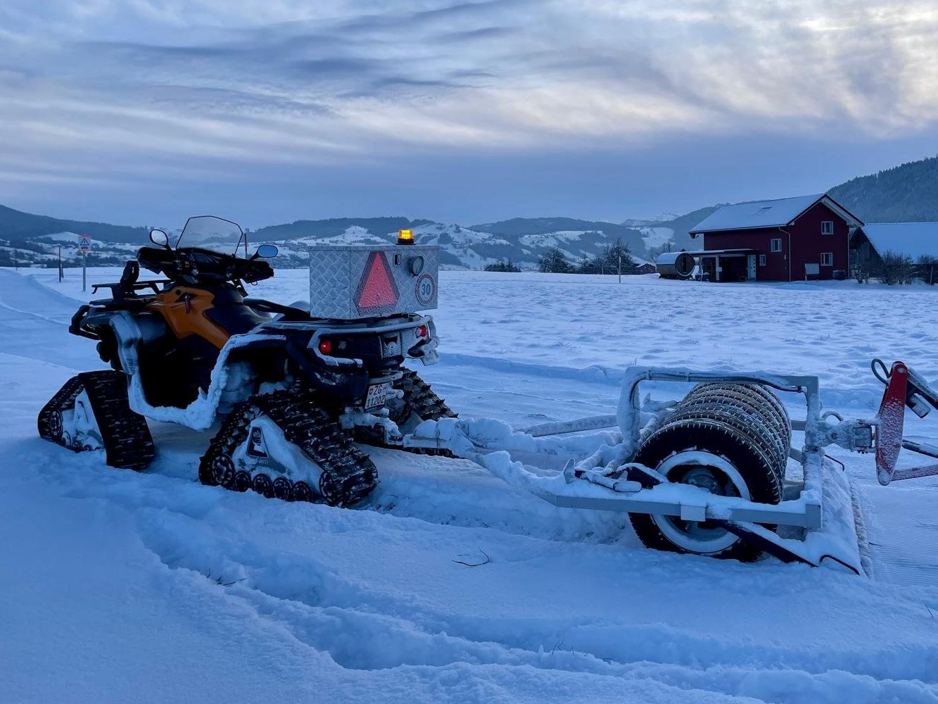 Can-Am Autre: Quad mit Raupen – D'occasion à Unterägeri par Buell1 2