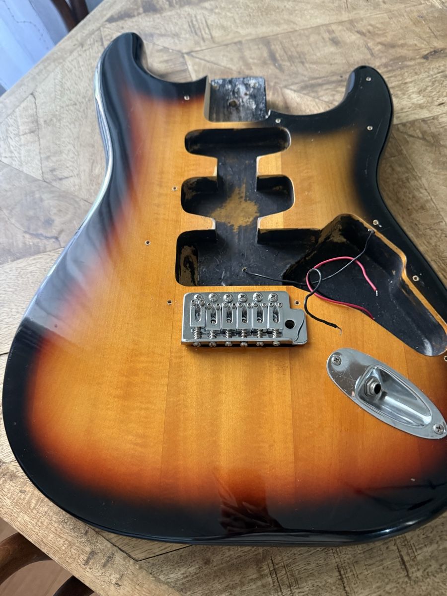 Instruments de musique: Stratocaster Body – D'occasion à Wetzikon ZH par kiw_vj86 2