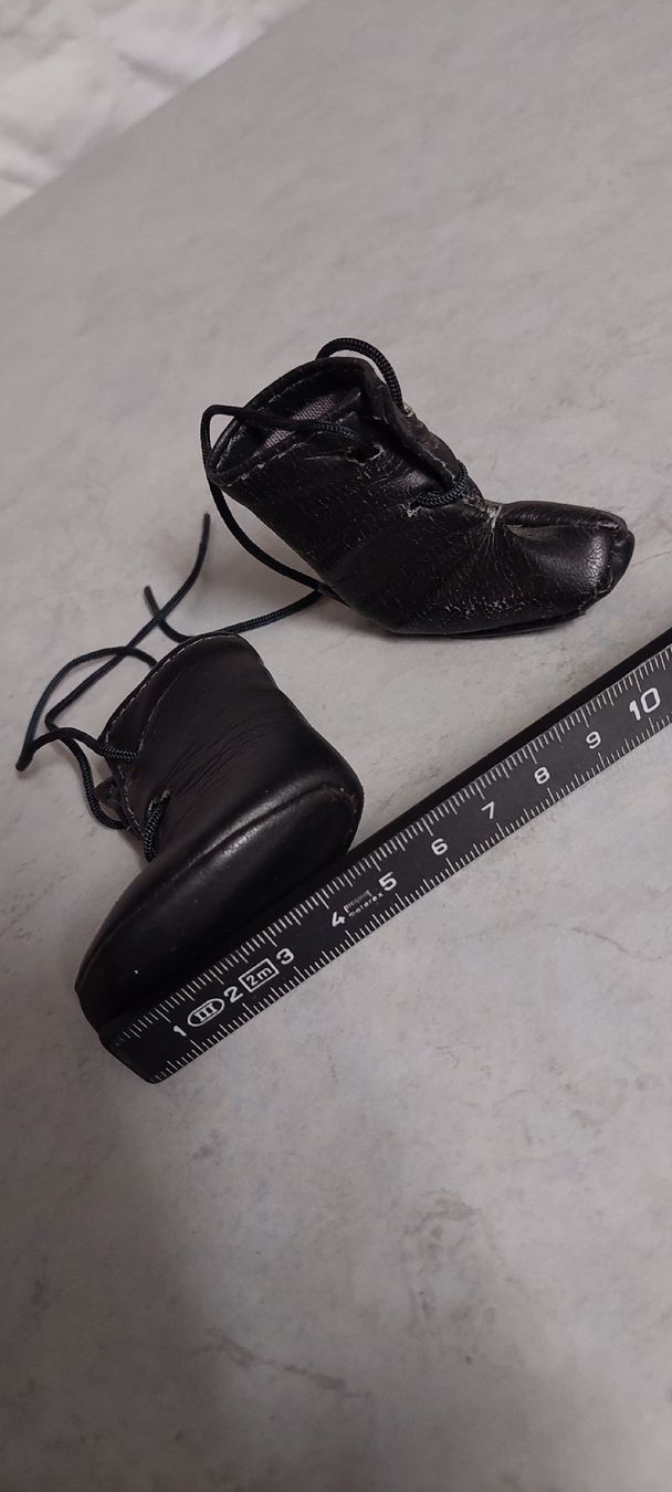 Bambole: 5Paar Puppenschuhe  – Usato da Muri AG venduto da nindo1 2
