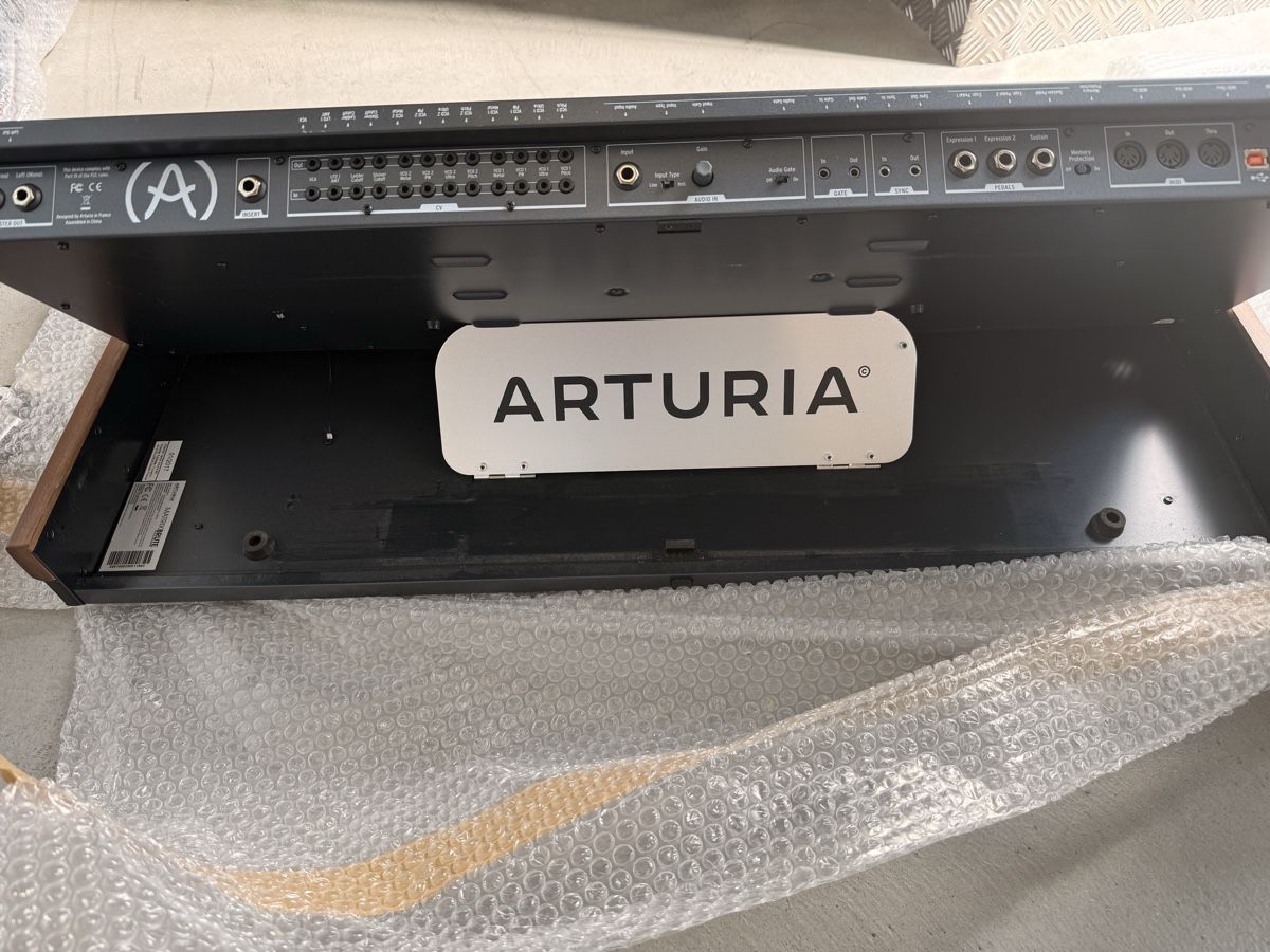 Arturia Strumenti musicali: Arturia MatrixBrute Analog Synthesizer – Nuovo (secondo la descrizione) da Reinach BL venduto da AninaFinds 1