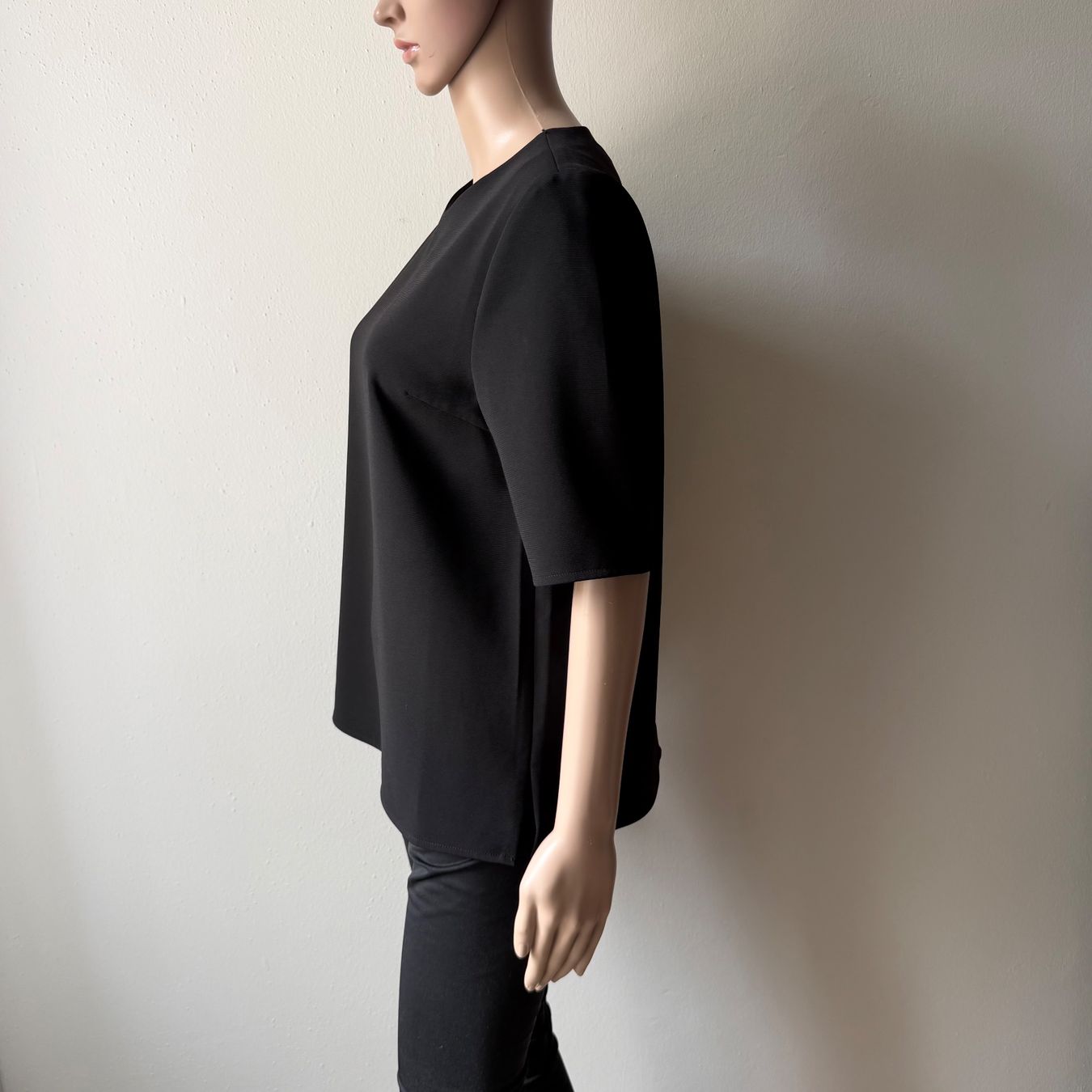 T-shirt: LAWRENCE GREY Shirt 🖤 – Usato da Zürich venduto da ClosetQueen 3