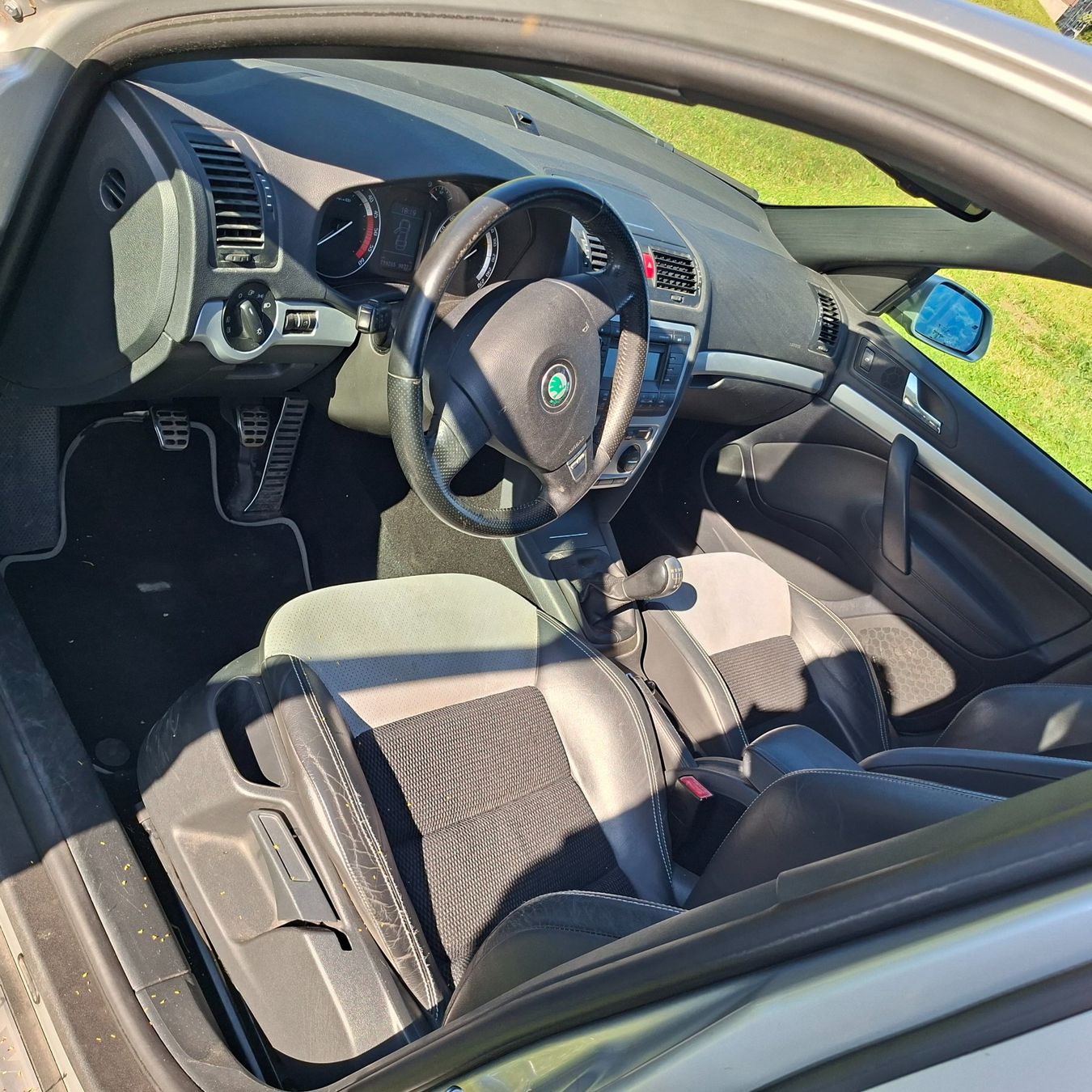 Skoda Autos: Skoda Octavia RS – D'occasion à Amden par flor019 3