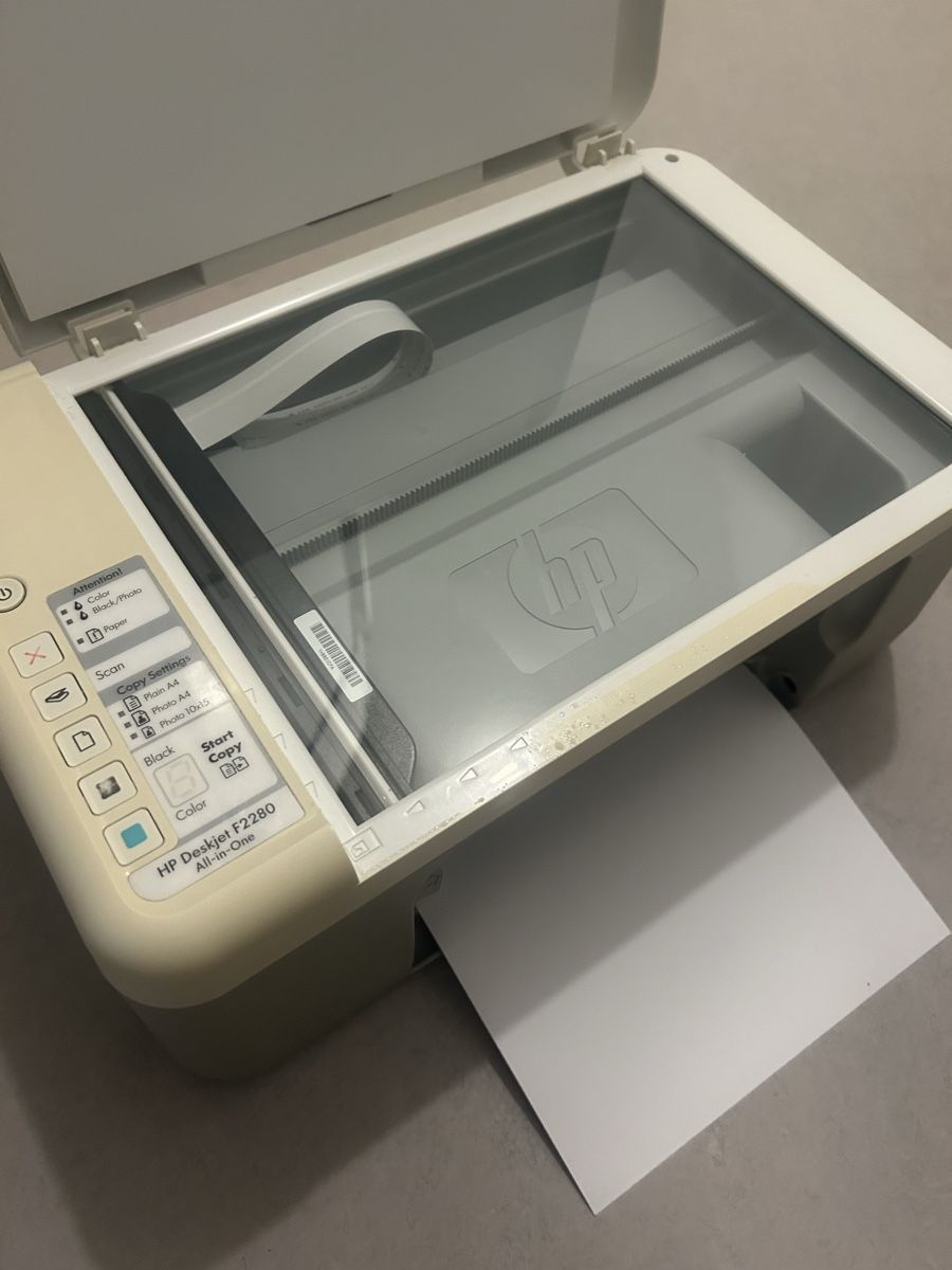 Hewlett Packard Fotocopiatrici: Kopierer einfacher Kopiere HP A4 Papier – Usato da Hittnau venduto da Oracel 3