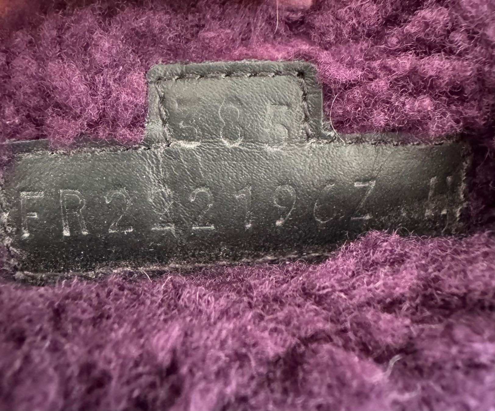 Hermès Damenschuhe: Hermès Chypre Sandals Größe 38.5 Farbe lila shearling – Gebraucht aus Kloten von mybestbrands 9