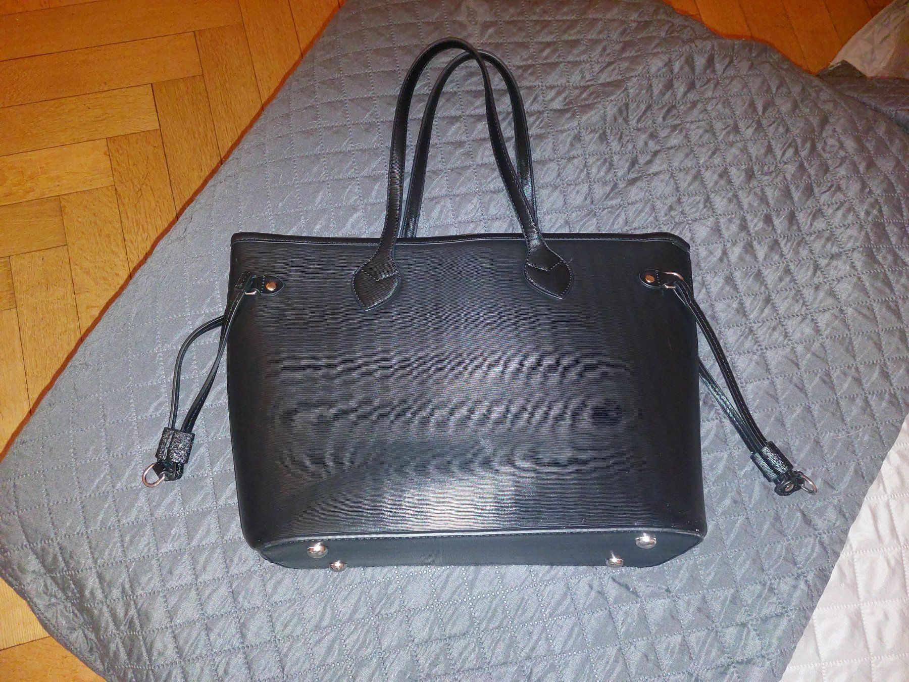 Taschen für Damen: Shopper – Gebraucht aus Basel von chilemente77 7