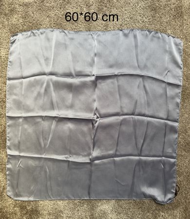 Foulard carré gris satiné Jcljewellery – 60x60 cm