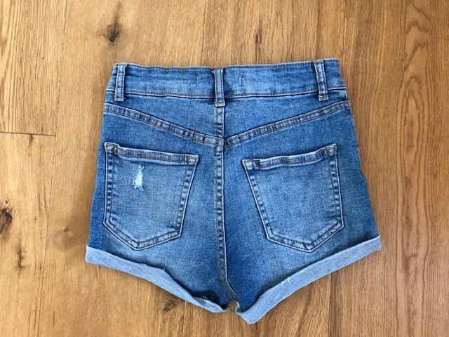 Pantaloni: Shorts Jeans, Gr. 32, Tally Weijl – Usato da Sins venduto da sinserin 1