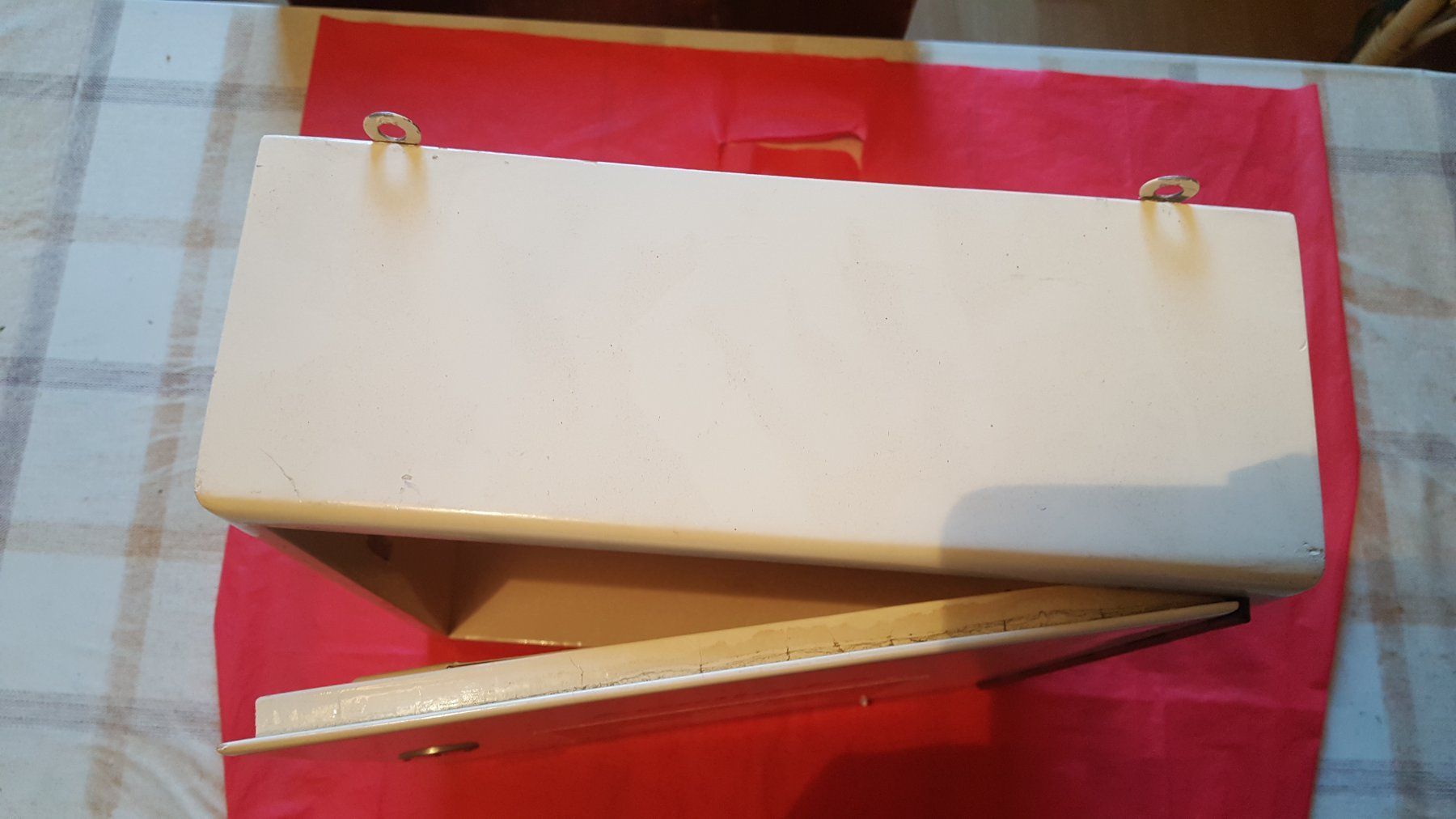 Armadi: APOTHEKE BOX – Usato da Viganello venduto da Priska.c 4