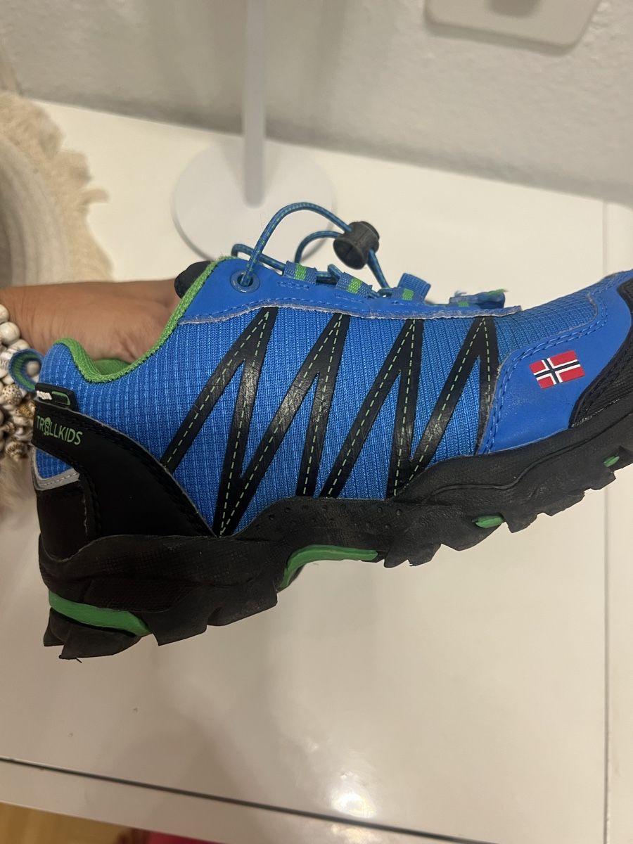 Scarpe per ragazzi: TROLLKIDS SCHUHE GR 33 – Usato da Basel venduto da theo-g77 2