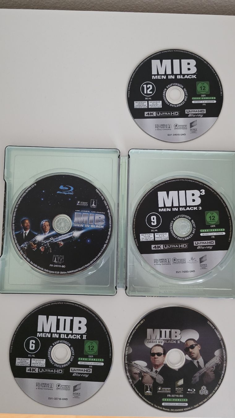 Tous les DVDs: MIB Trilogy 4K UHD Blu-ray Steelbook – D'occasion à Zürich par TimZurich1 2