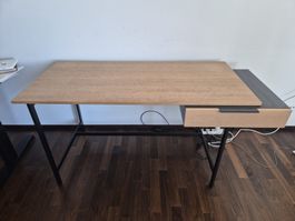 Eleganter Schreibtisch zu verkaufen / Elegant desk for sale
