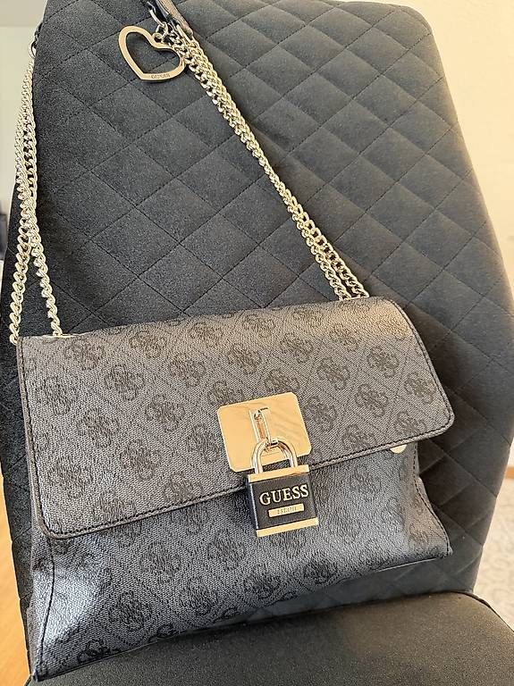Borse da donna: Guess Tasche  – Nuovo e nell'imballaggio originale da Urdorf venduto da sha_nk9v 1