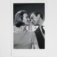 Postkarte James Bond SEAN CONNERY & MISS MONEYPENNY
