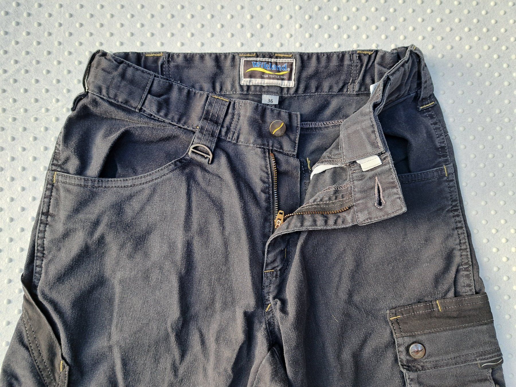 Wikland Pantaloni: Coole Wikland Hose / Arbeitshose, robust, Grösse 30/32 – Usato da Gysenstein venduto da joshuas81 2