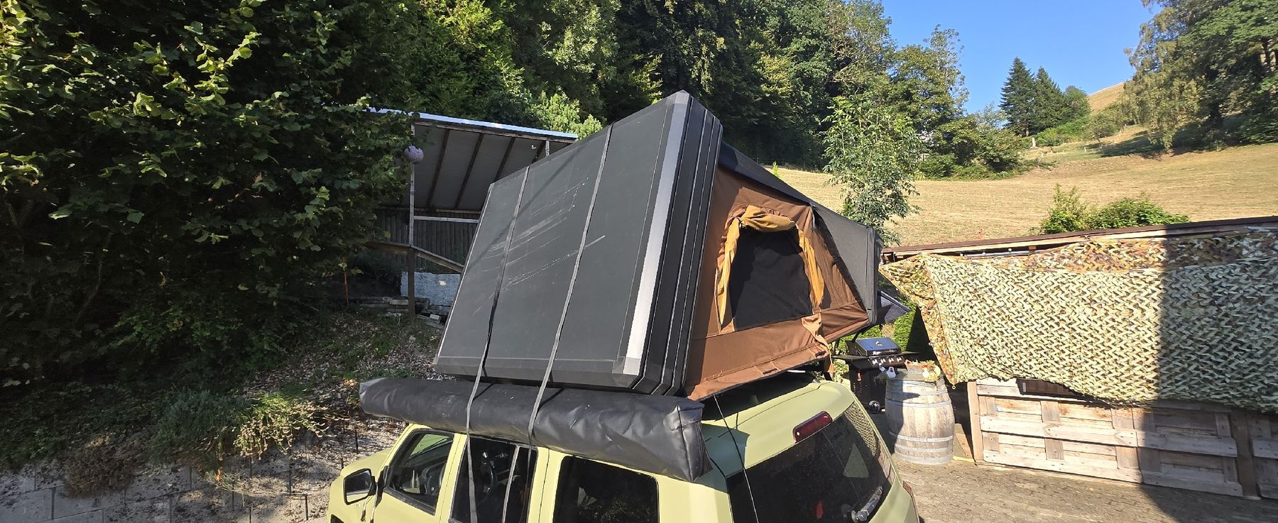 Tentes: Dachzelt suv camping – D'occasion à Madiswil par Bobber7372 1
