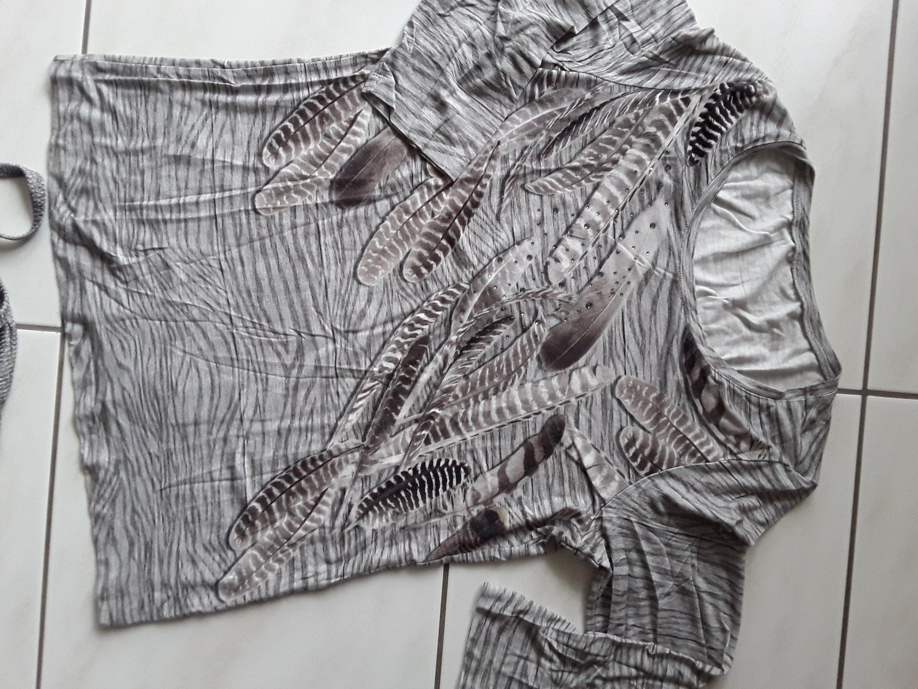 Pullover & Sweatshirts: 3 STK SHIRT (FU SHI S/M – Gebraucht aus Heimberg von Samprof 1