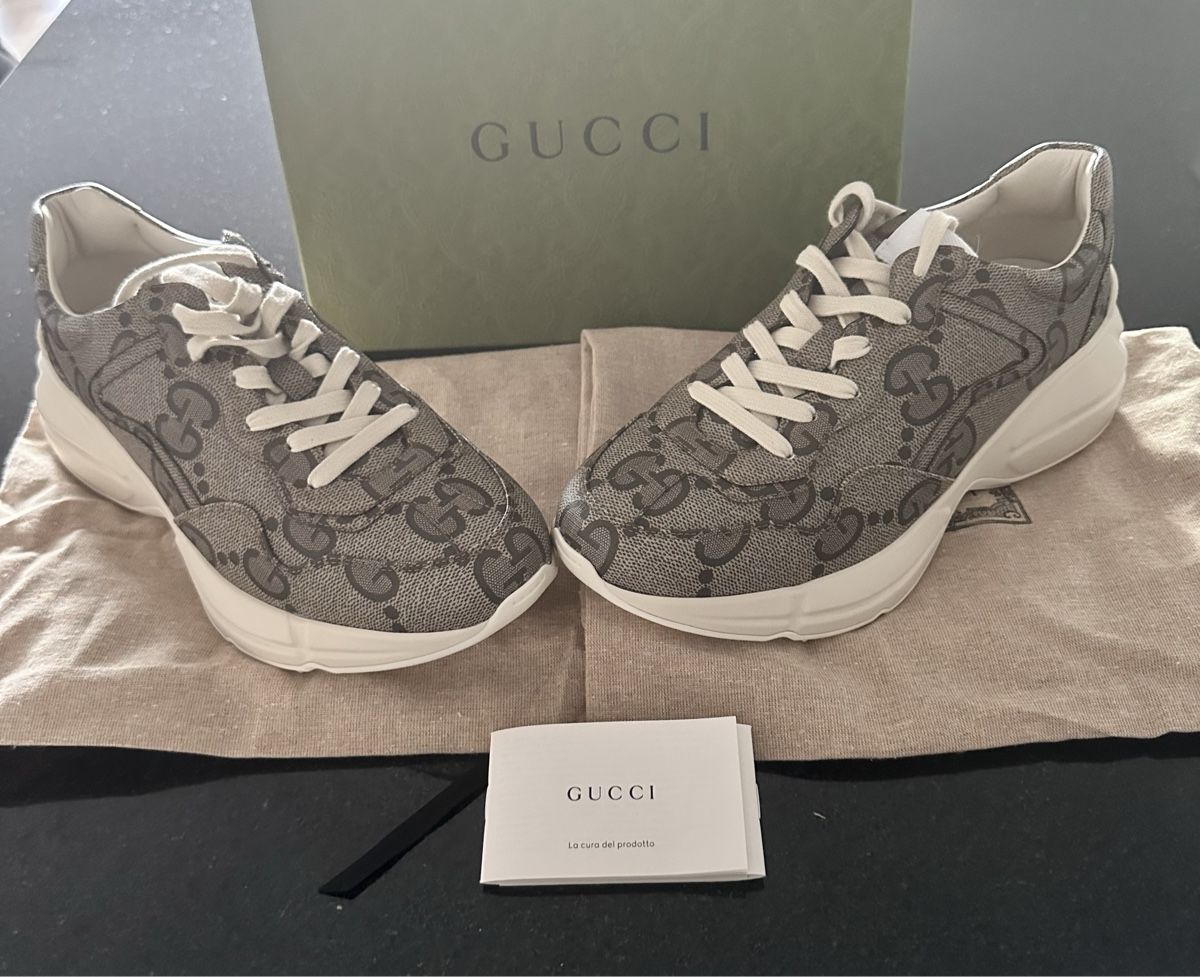 Gucci Chaussures femmes: Gucci Rhyton Sneakers – Neuf avec emballage d'origine à Selzach par Mperformance83 1