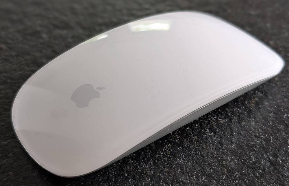 Apple Souris: Souris Apple Magic Mouse 1 – D'occasion à La Chaux-de-Fonds par Honit.ch