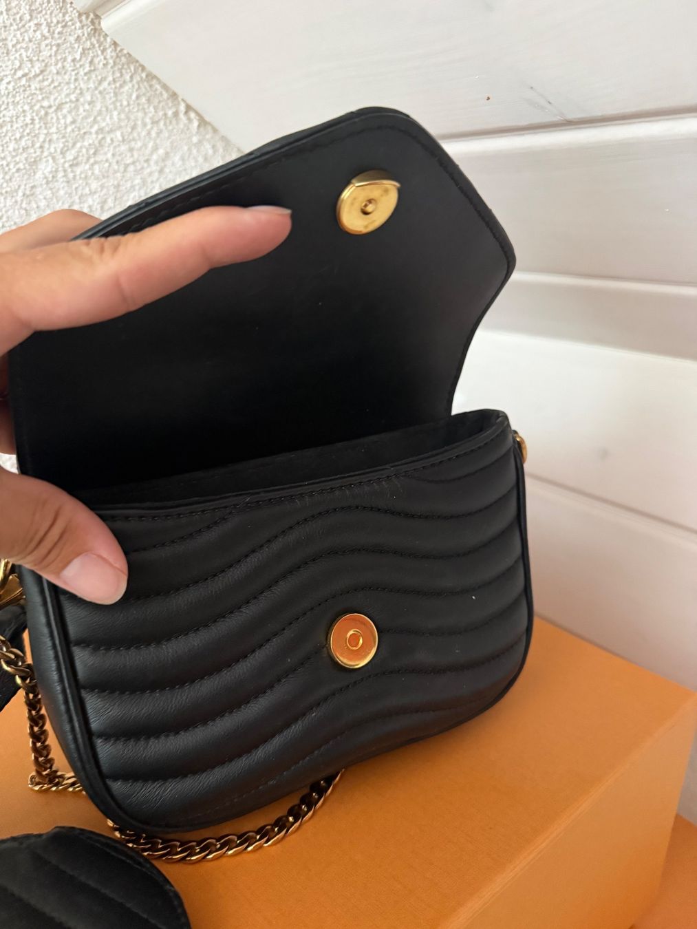 Louis Vuitton Taschen für Damen: Louis Vuitton New Wave Chain Bag PM – Neu (gemäss Beschreibung) aus Rüdlingen von Engeli18 1