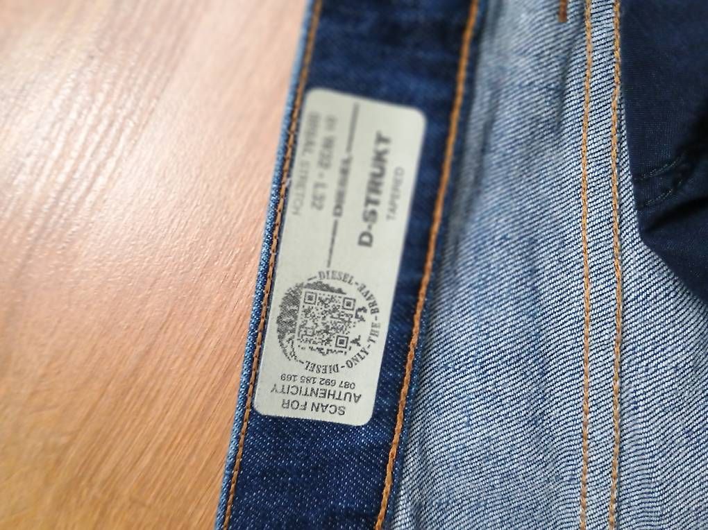 Jeans: Diesel Jeans W32/L32 – Usato da Huttwil venduto da Userabcde 1