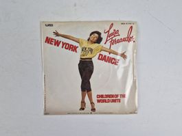 Luisa Fernandez (1 Single)