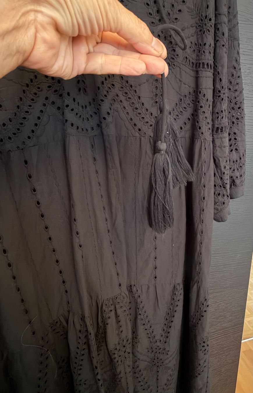 Robes: Schwarzes Kleid von katestorm 38 – D'occasion à Meilen par Sura18 1