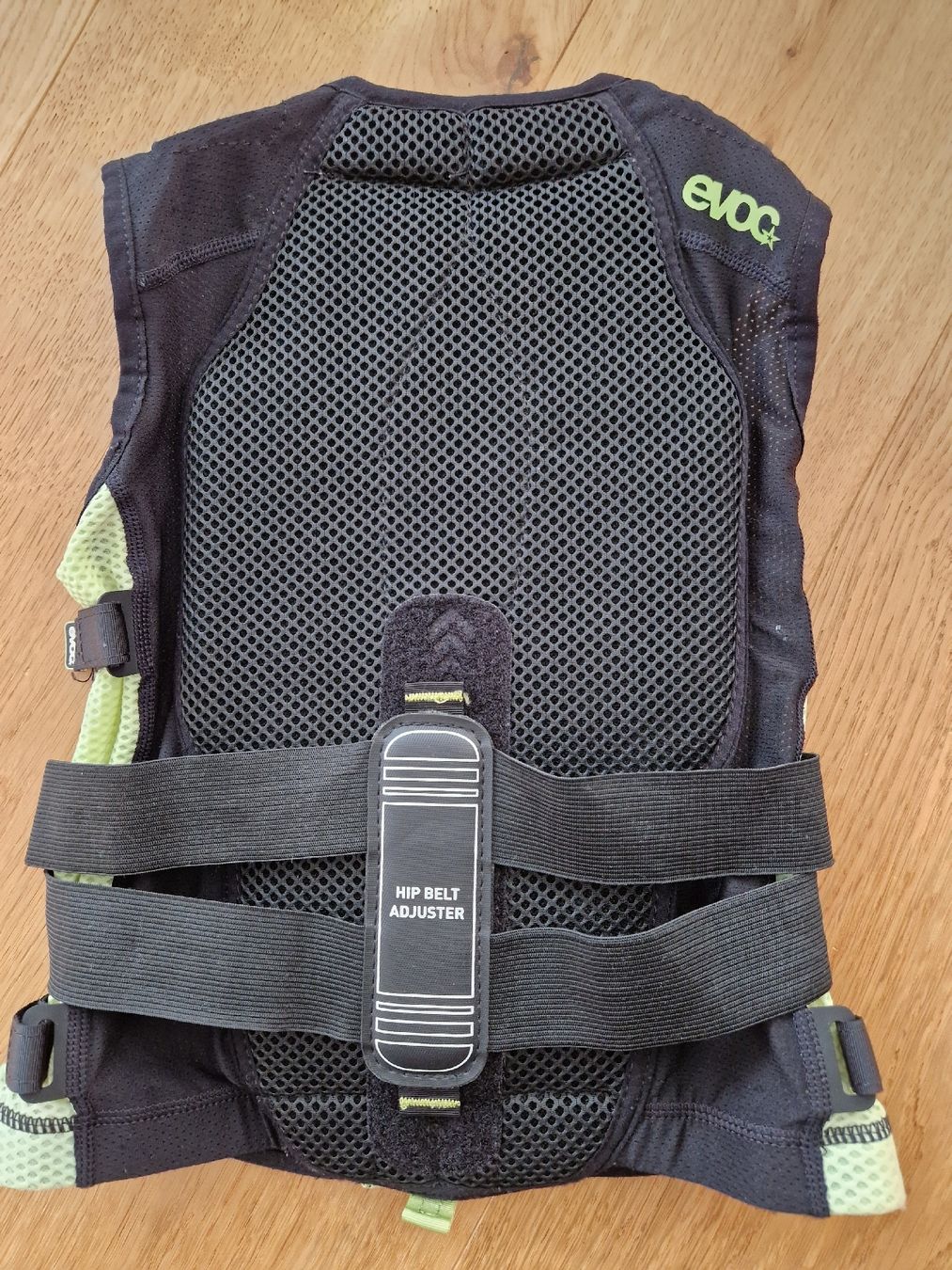 Evoc Protezioni & Imbottiture: Evoc Rückenpanzer Kids Gr. JS – Usato da Davos-Dorf venduto da Bpelikan 5