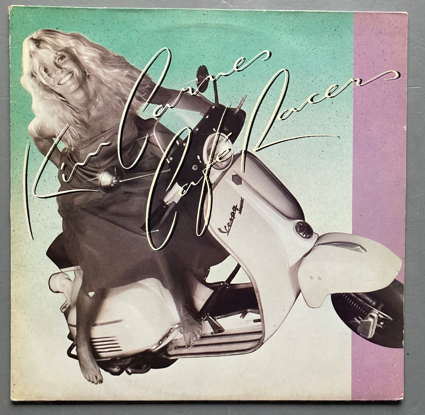 Dischi in vinile: KIM CARNES - CAFE RACERS – Usato da Poliez-Pittet venduto da Newtown-Records