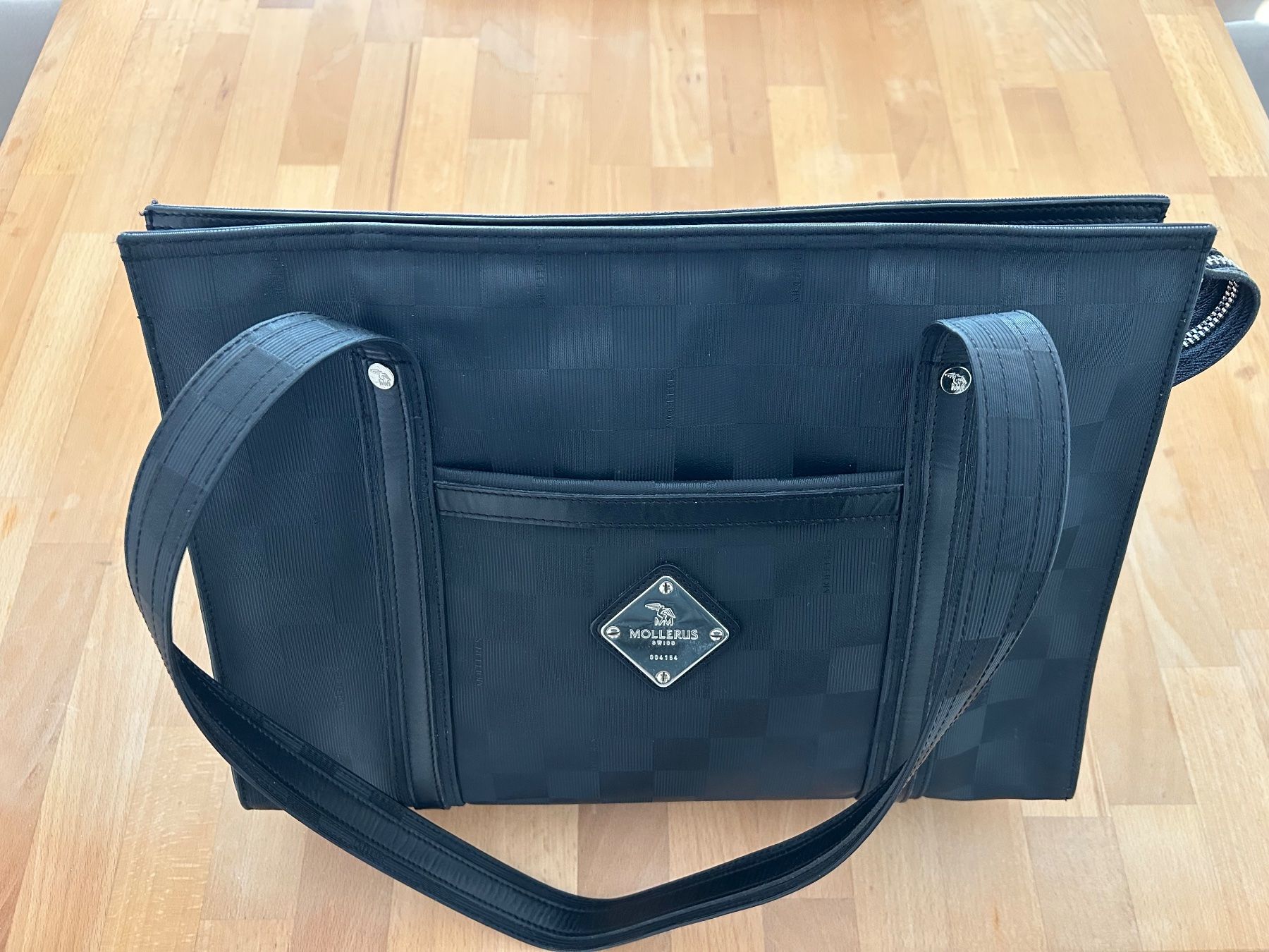 Maison Mollerus Borse da donna: Maison Mollerus Shopper Handtasche schwarz – Usato da St.Gallen venduto da darkmoto11 2