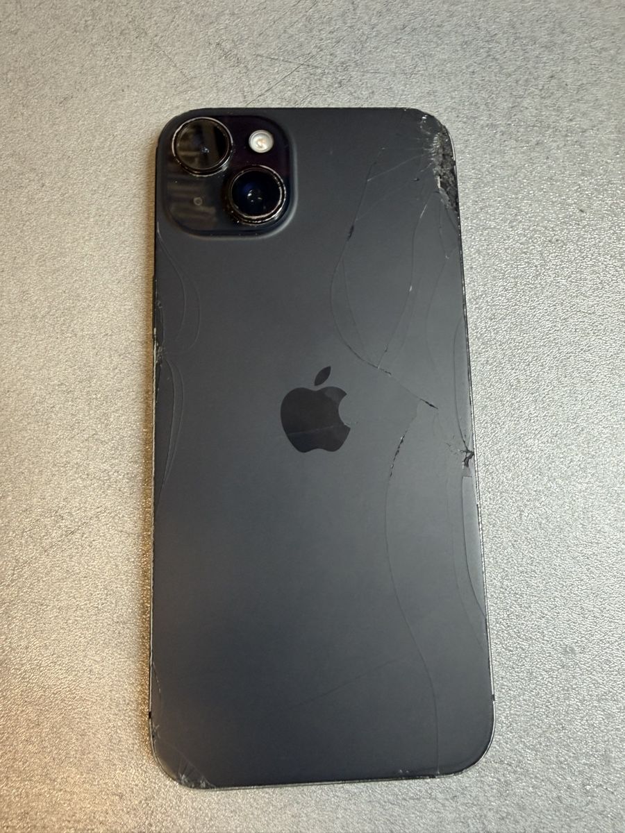 Apple Telefoni cellulari / Smartphones: i Phone 15 Plus – Usato da Saxon venduto da Elviis 2
