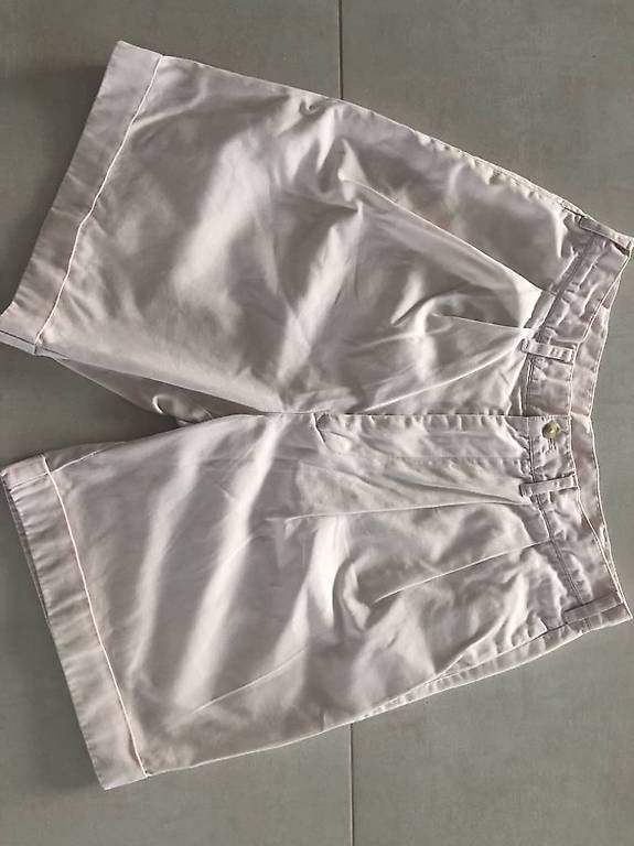 Pantaloni: Bermuda Hose Dame von GIORDANO – Usato da Lugnorre venduto da ulr_lqc6